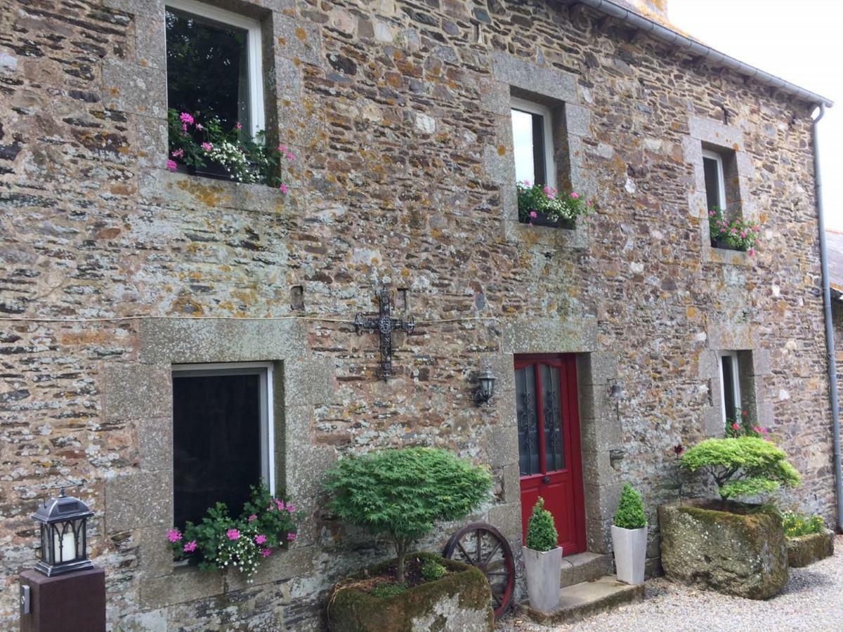 Les Gites Audrain Plussulien Exterior foto